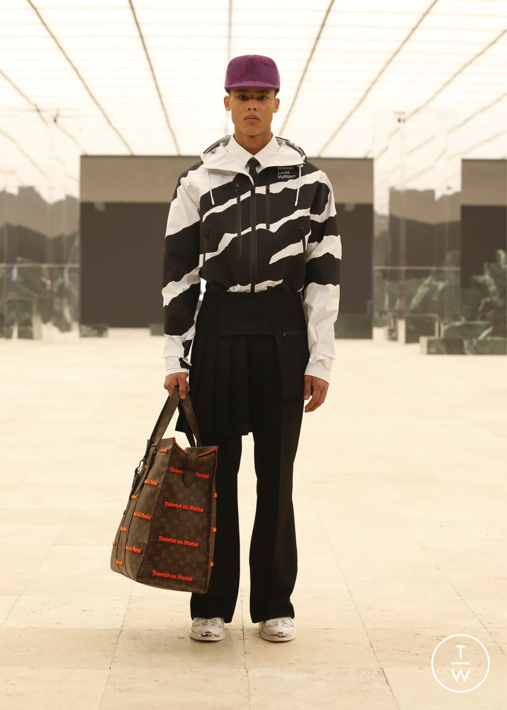 Fashion Week Paris Fall/Winter 2021 look 66 from the Louis Vuitton collection menswear