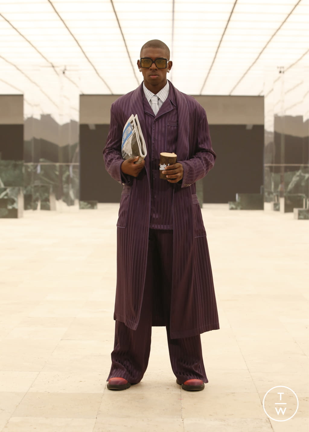 Fashion Week Paris Fall/Winter 2021 look 69 from the Louis Vuitton collection menswear