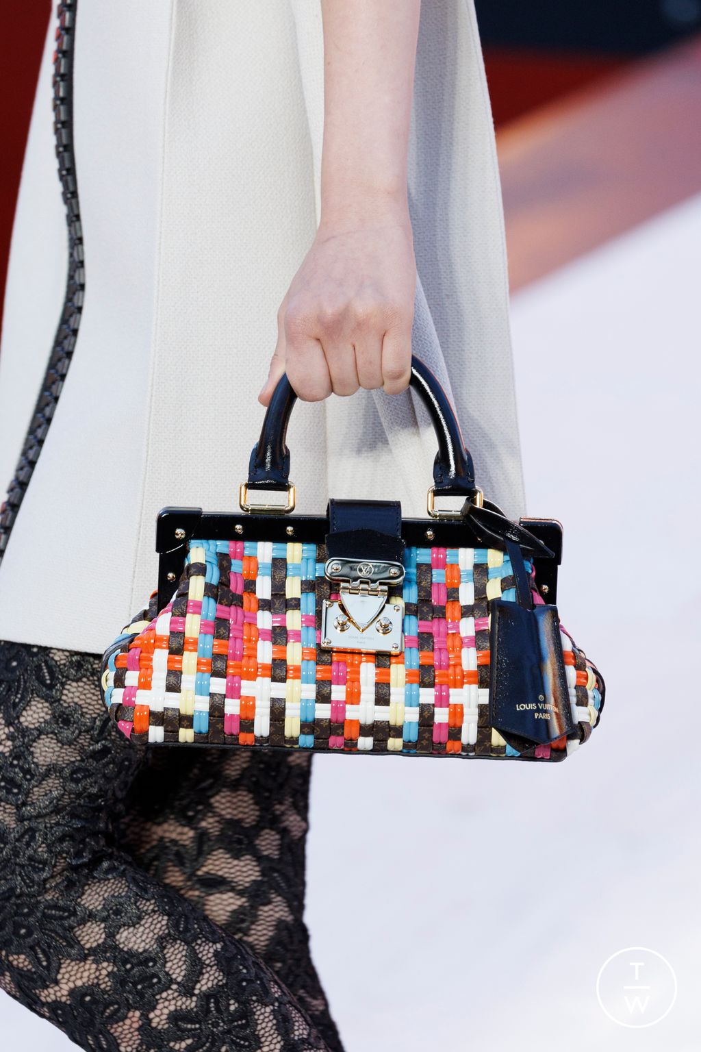 Fashion Week Paris Spring/Summer 2023 look 14 from the Louis Vuitton collection womenswear accessories