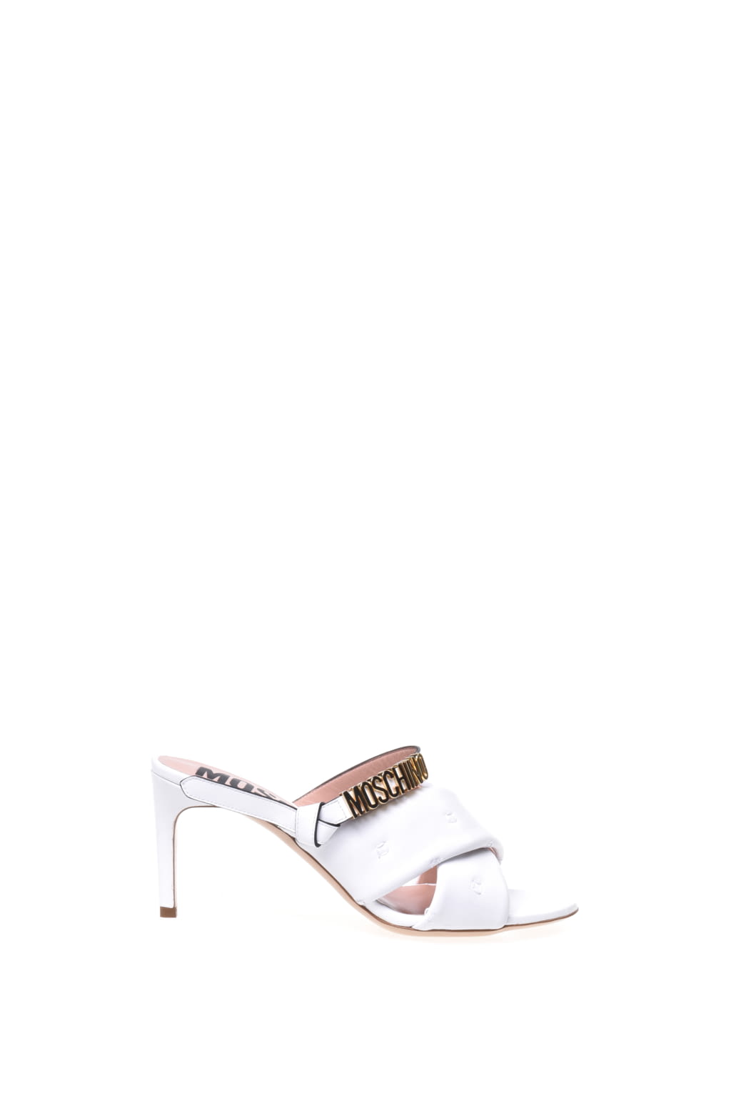 Fashion Week Milan Spring/Summer 2021 look 91 from the Moschino collection 女装配饰