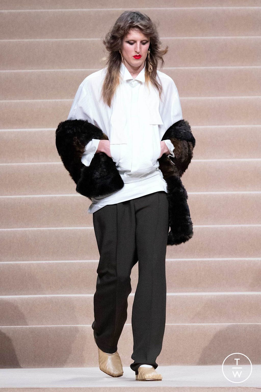 Fashion Week Florence - Pitti Fall/Winter 2024 look 39 from the Magliano collection 男装