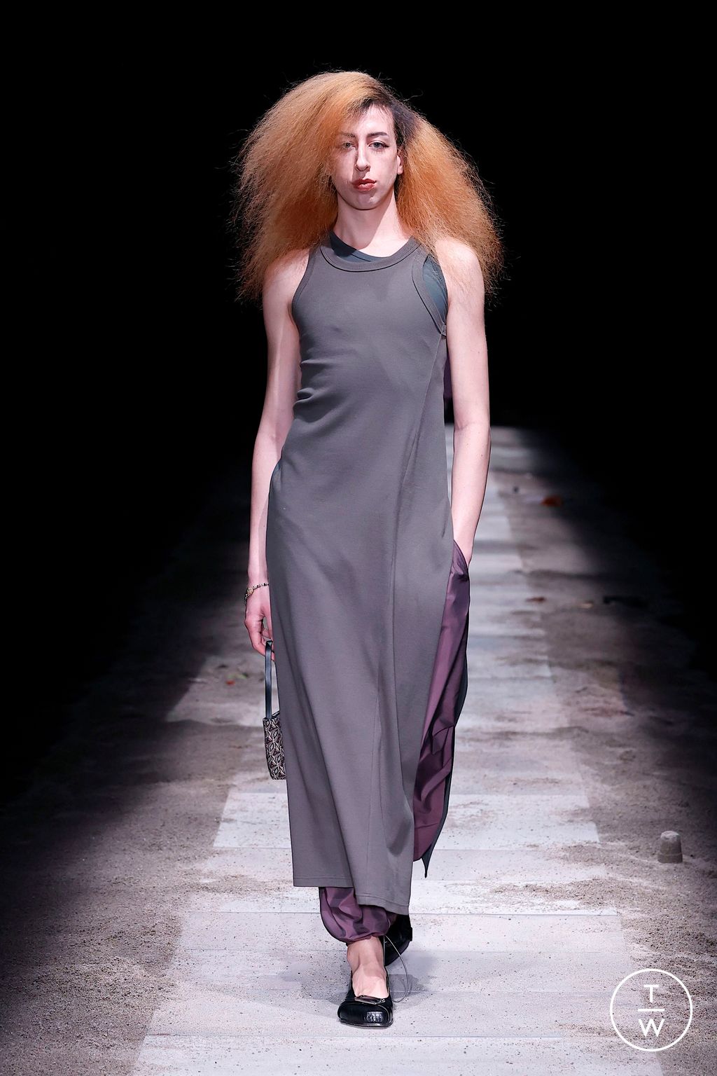 Fashion Week Milan Fall/Winter 2025 look 25 de la collection Magliano menswear