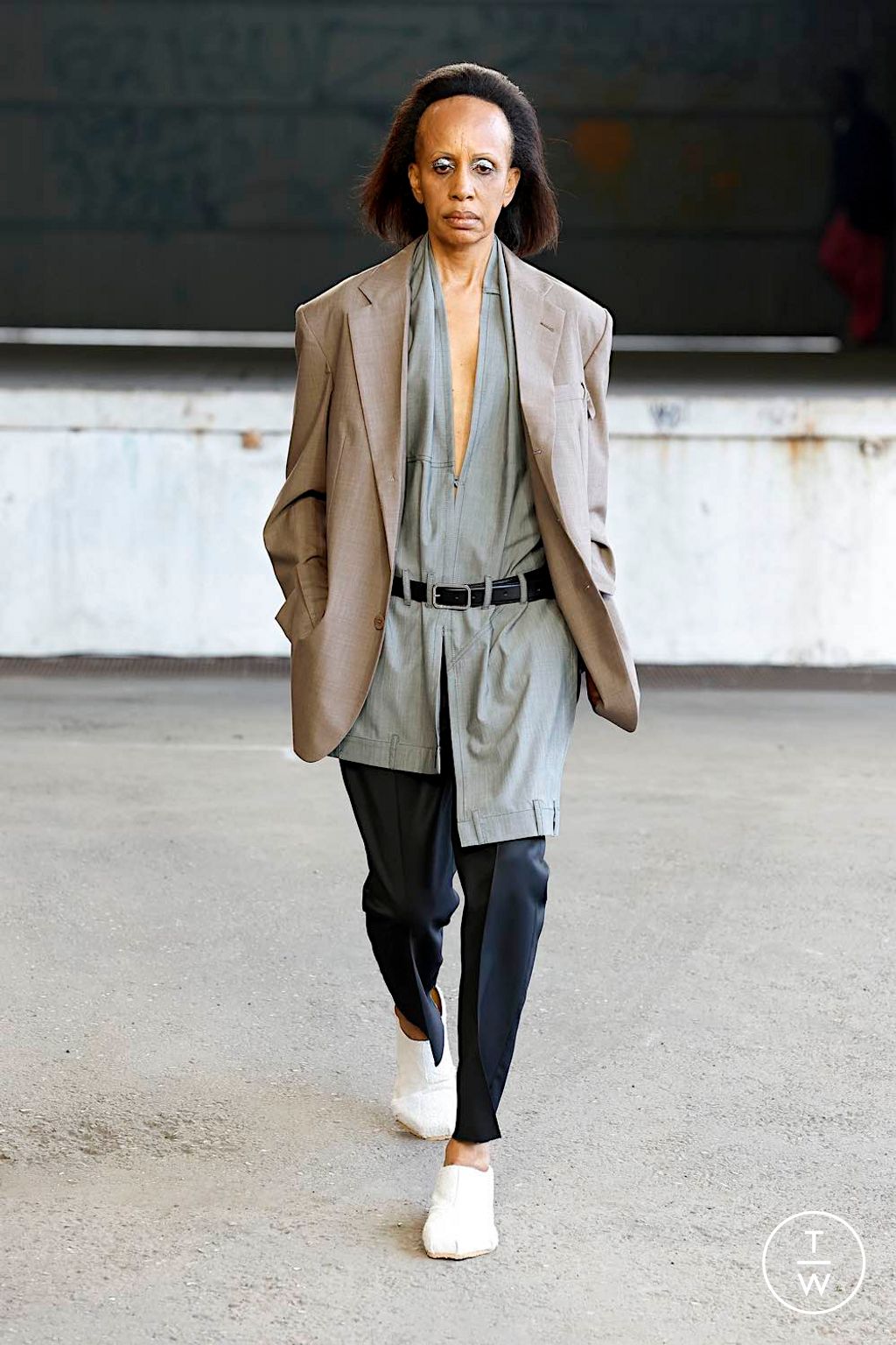 Fashion Week Milan Spring-Summer 2025 look 8 from the Magliano collection menswear