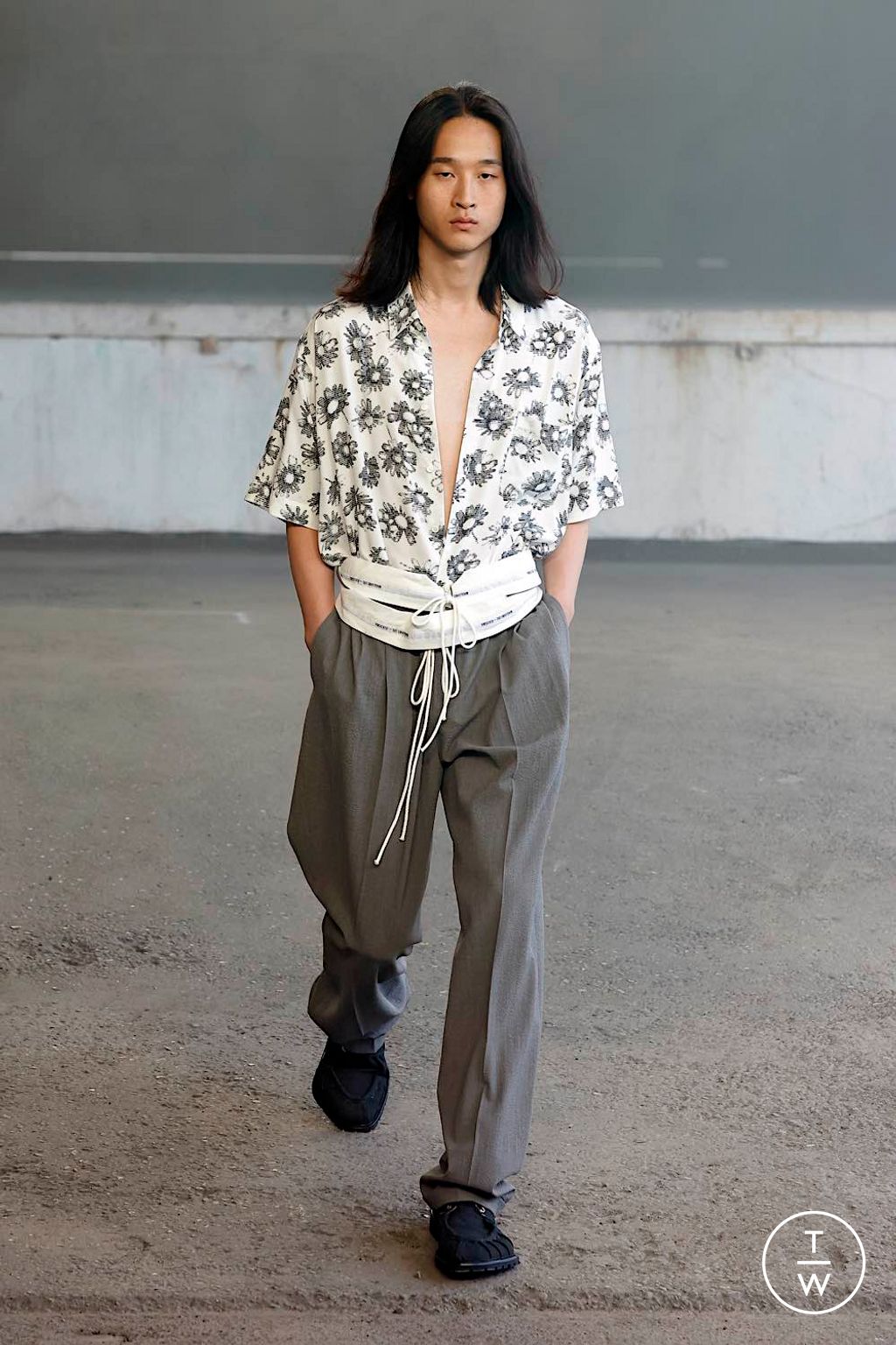 Fashion Week Milan Spring/Summer 2025 look 31 de la collection Magliano menswear