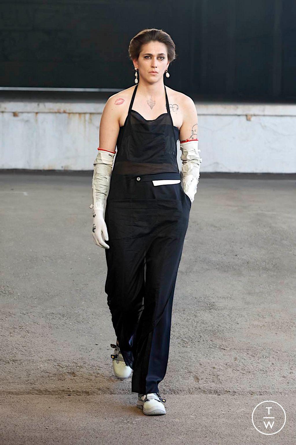 Fashion Week Milan Spring/Summer 2025 look 41 from the Magliano collection menswear