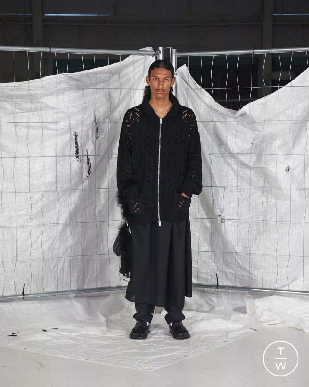 Fashion Week Milan Spring/Summer 2024 look 1 from the Magliano collection 男装