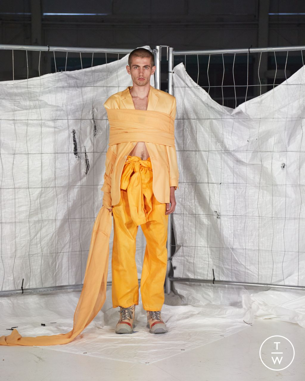 Fashion Week Milan Spring/Summer 2024 look 34 de la collection Magliano menswear