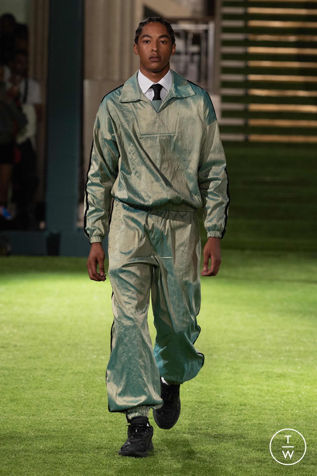 Fashion Week London Spring/Summer 2024 look 11 from the Mains collection womenswear