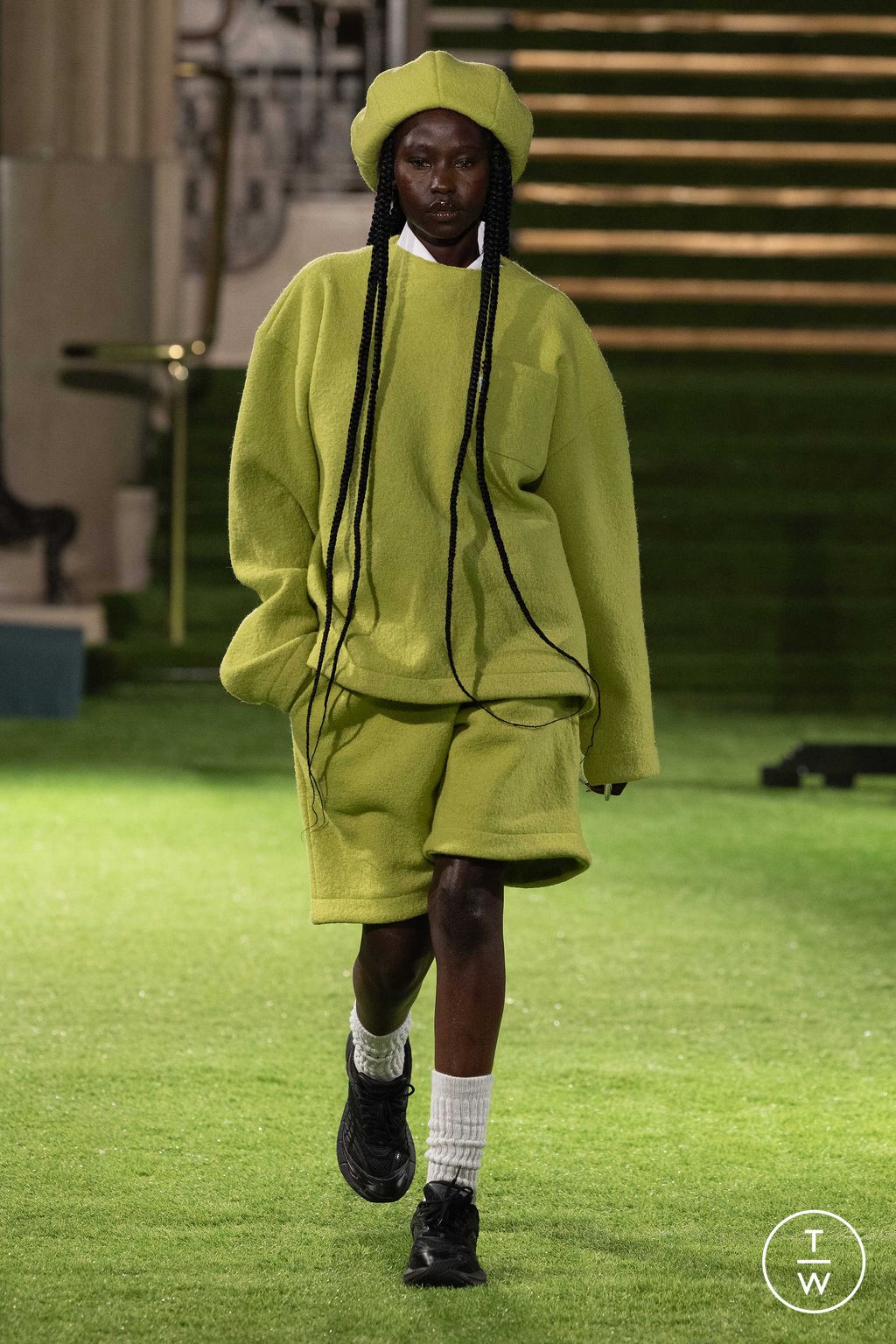 Fashion Week London Spring/Summer 2024 look 18 from the Mains collection 女装