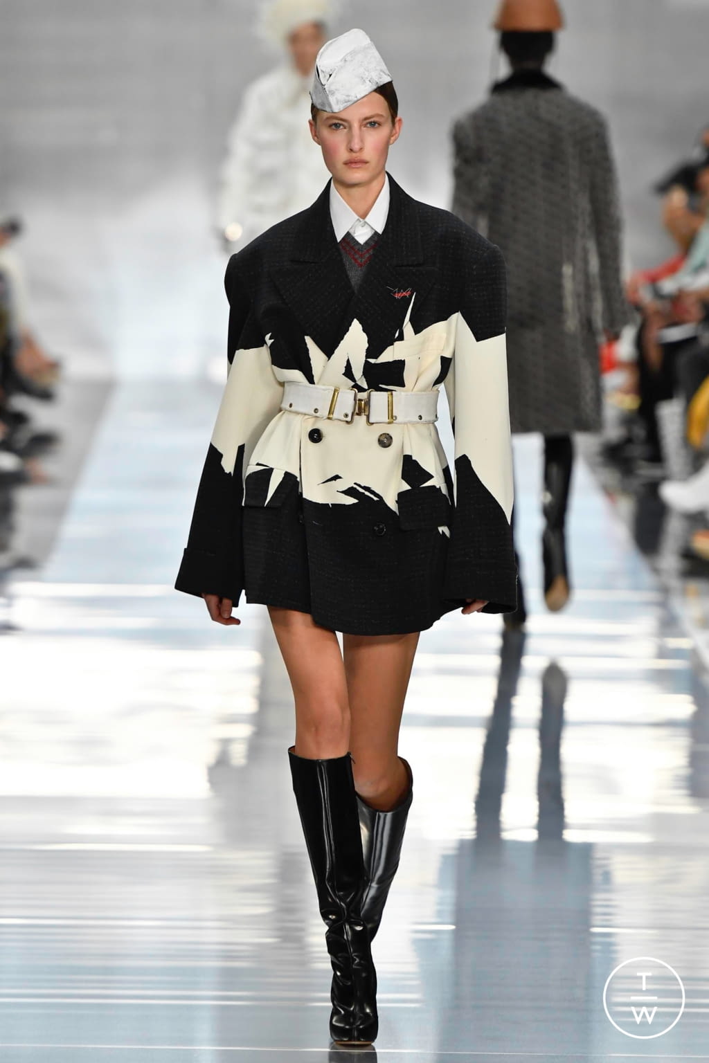 Fashion Week Paris Spring/Summer 2020 look 12 from the Maison Margiela collection womenswear