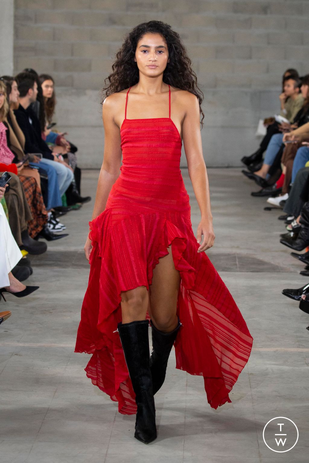 Fashion Week Paris Spring/Summer 2023 look 28 from the MaisonCléo collection womenswear