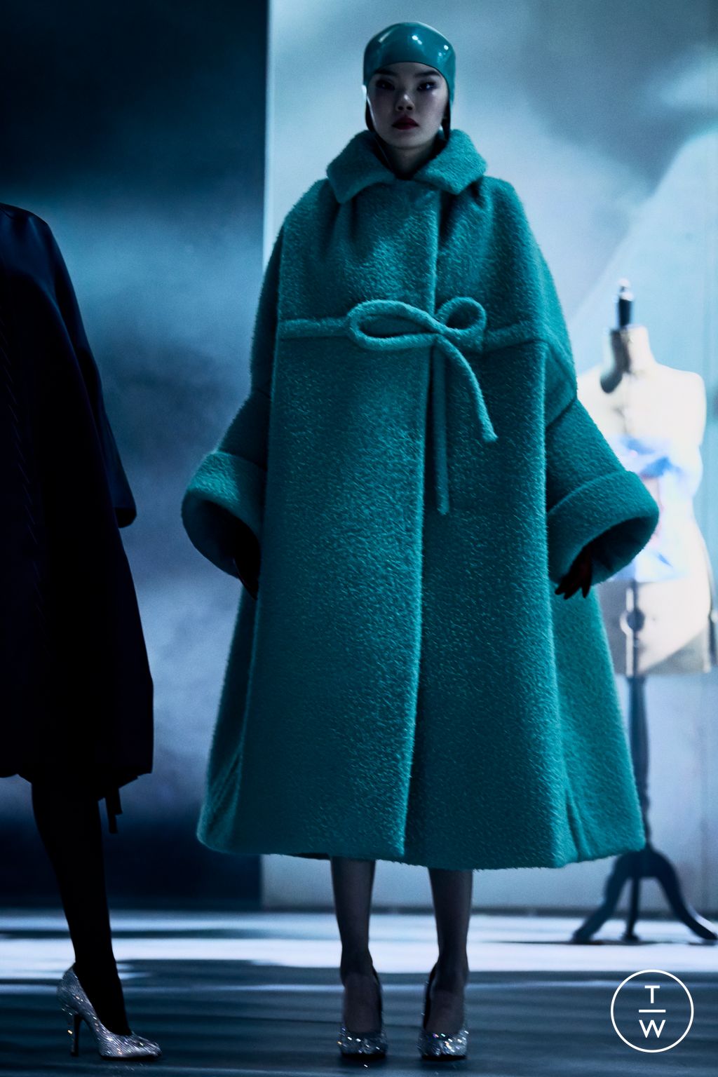 Fashion Week Paris Fall/Winter 2022 look 40 de la collection Maison Margiela couture