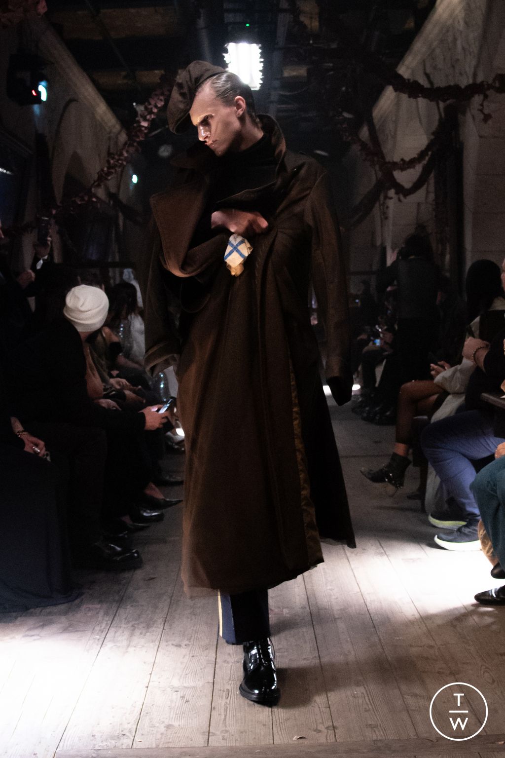Fashion Week Paris Spring/Summer 2024 look 12 from the Maison Margiela collection 高级定制