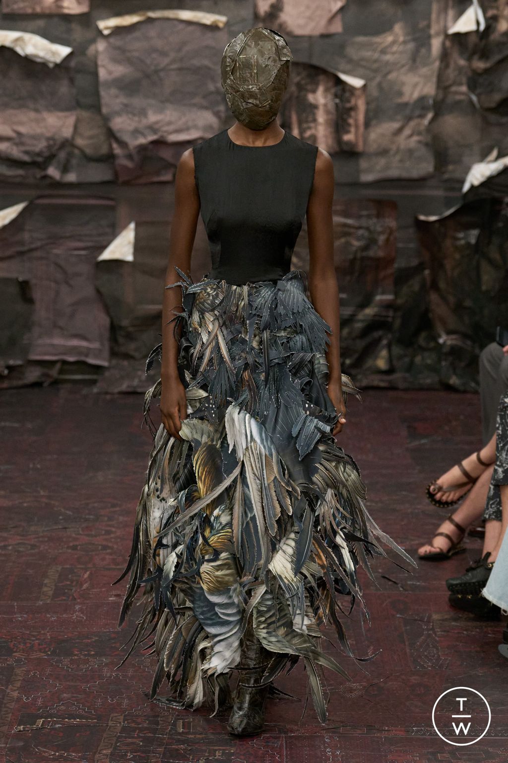 Fashion Week Paris Fall/Winter 2025 look 27 from the Maison Margiela collection couture