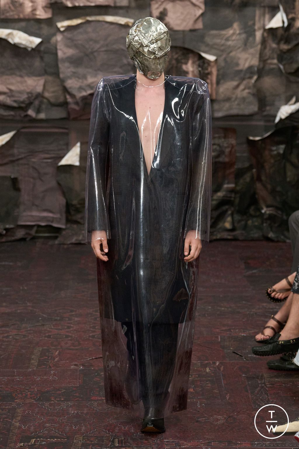 Fashion Week Paris Fall/Winter 2025 look 8 from the Maison Margiela collection couture