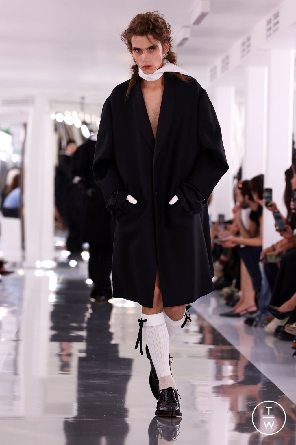 Fashion Week Paris Spring/Summer 2024 look 2 from the Maison Margiela collection womenswear