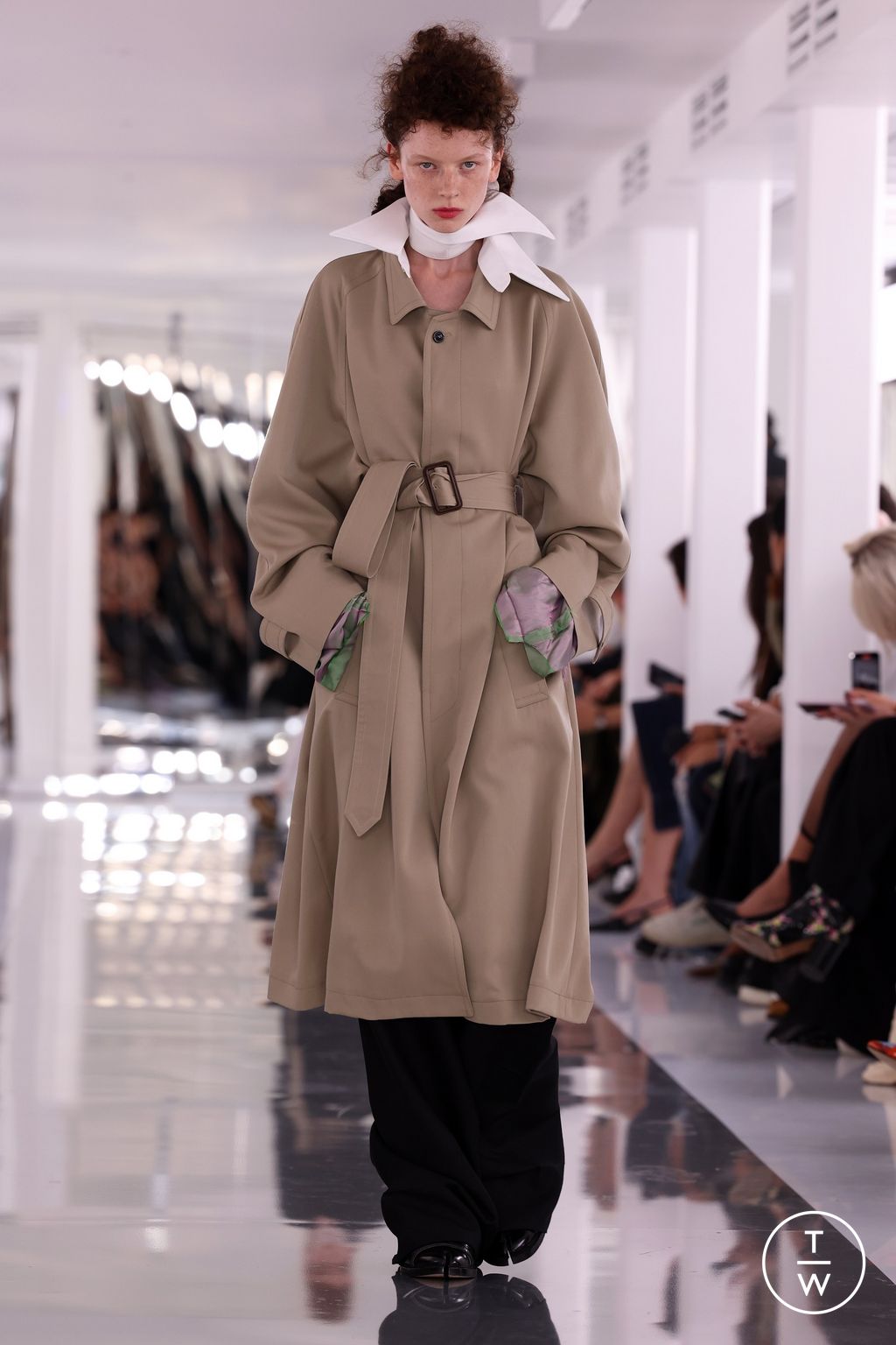 Fashion Week Paris Spring/Summer 2024 look 8 from the Maison Margiela collection womenswear