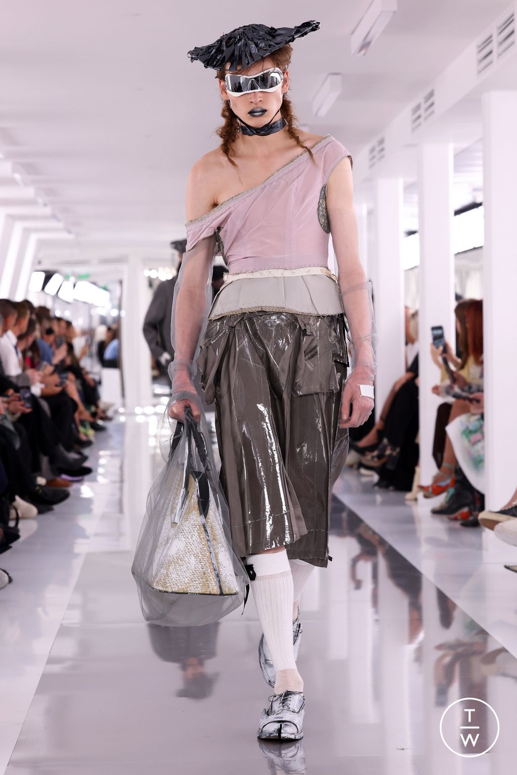 Fashion Week Paris Spring/Summer 2024 look 31 de la collection Maison Margiela womenswear