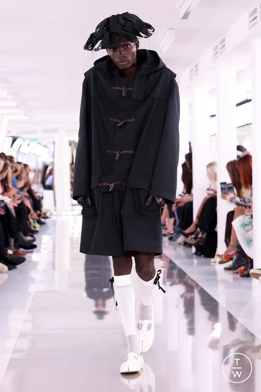 Fashion Week Paris Spring/Summer 2024 look 33 from the Maison Margiela collection womenswear