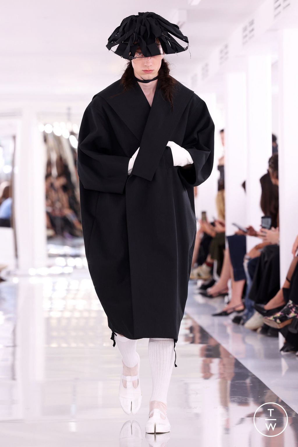 Fashion Week Paris Spring/Summer 2024 look 34 from the Maison Margiela collection 女装