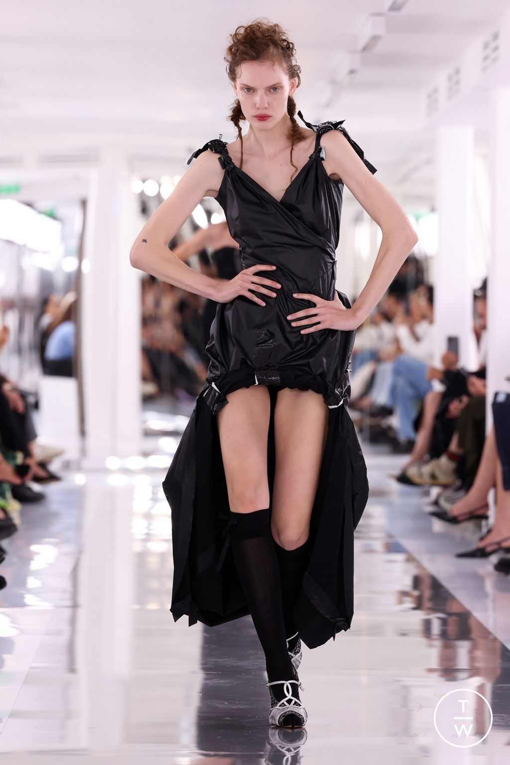 Fashion Week Paris Spring/Summer 2024 look 36 from the Maison Margiela collection womenswear