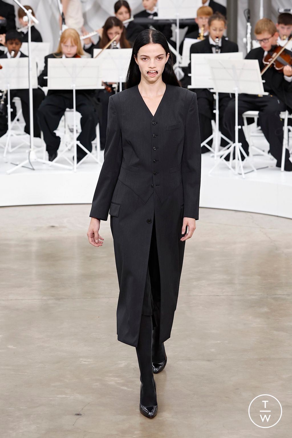 Fashion Week Paris Spring/Summer 2026 look 28 from the Maison Margiela collection womenswear