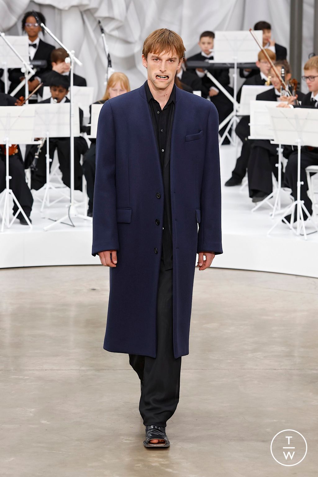 Fashion Week Paris Spring/Summer 2026 look 35 from the Maison Margiela collection womenswear