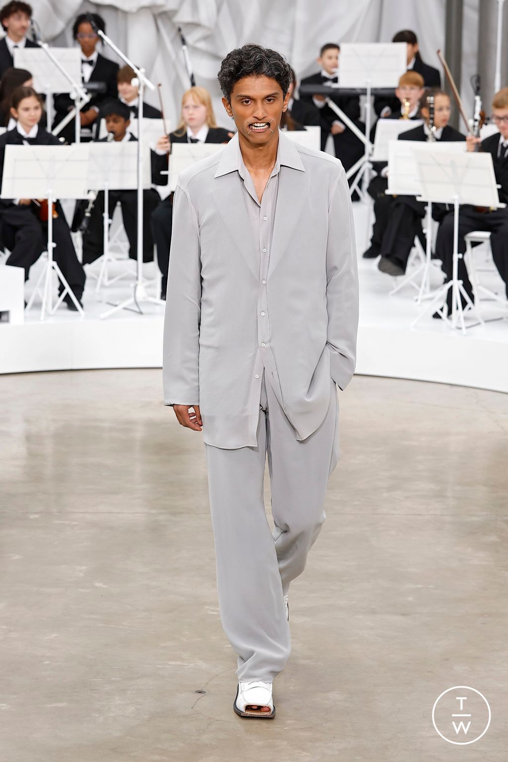 Fashion Week Paris Spring/Summer 2026 look 36 from the Maison Margiela collection womenswear