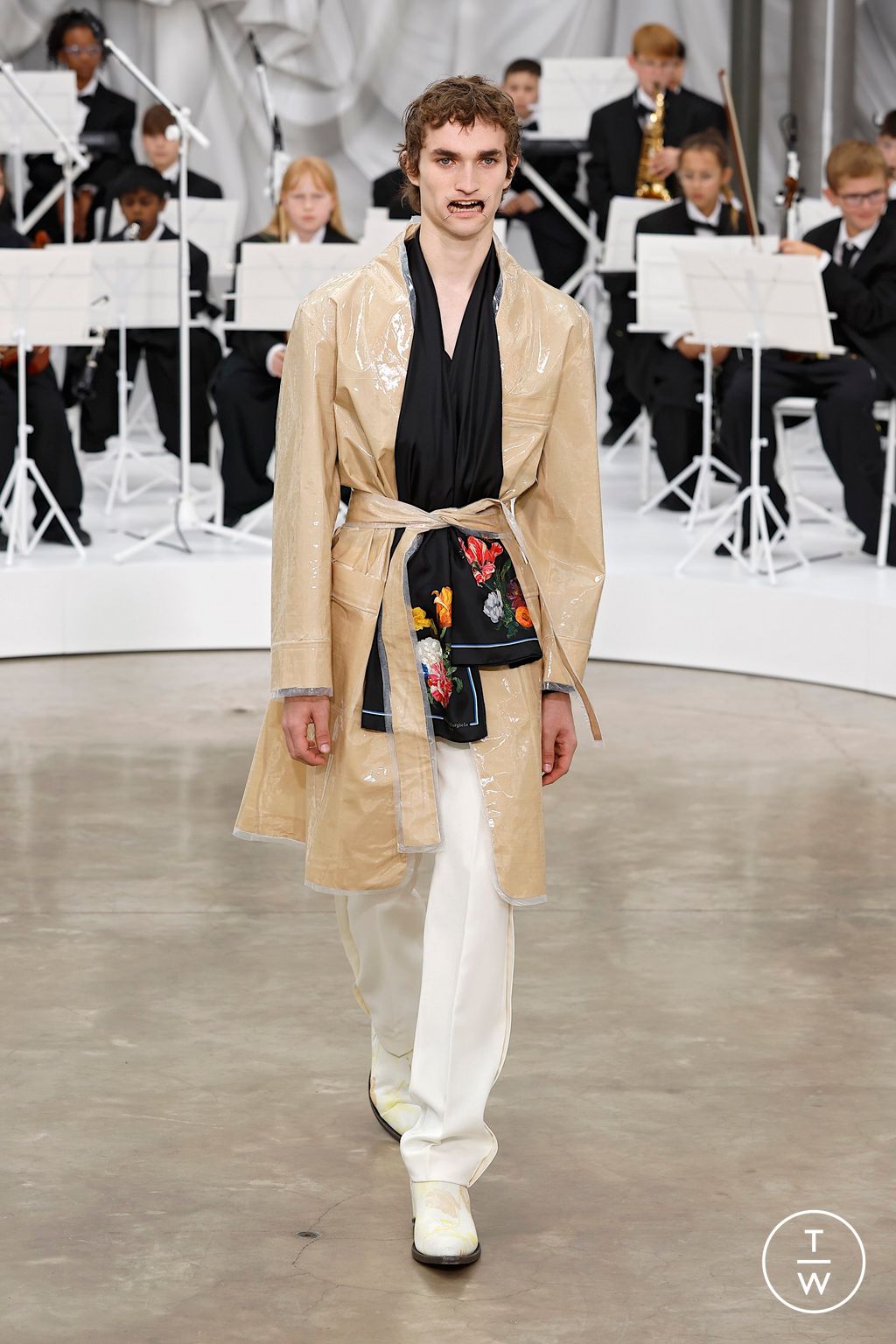 Fashion Week Paris Spring/Summer 2026 look 57 from the Maison Margiela collection womenswear