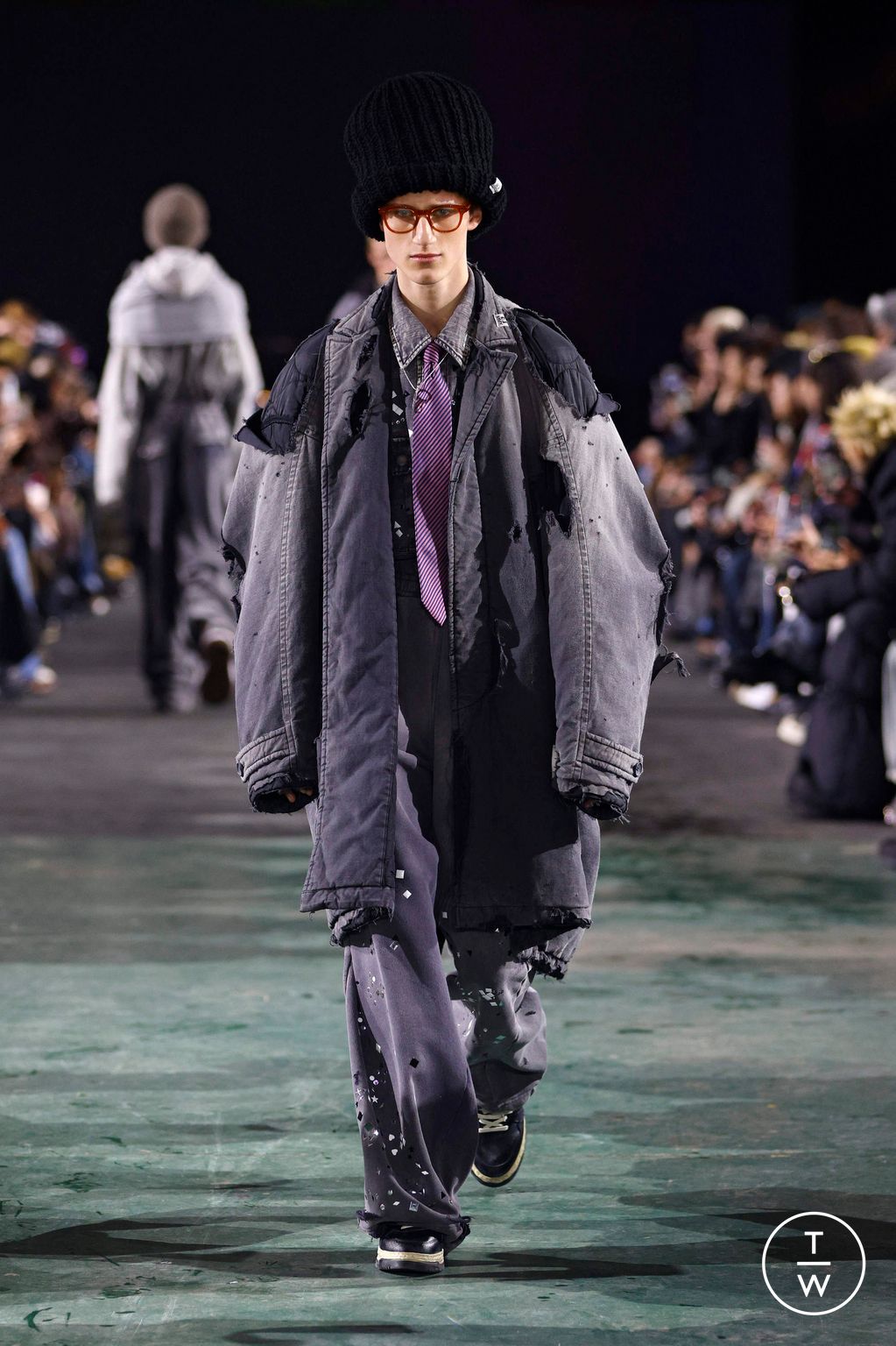 Fashion Week Paris Fall/Winter 2025 look 2 from the Maison Mihara Yasuhiro collection 男装