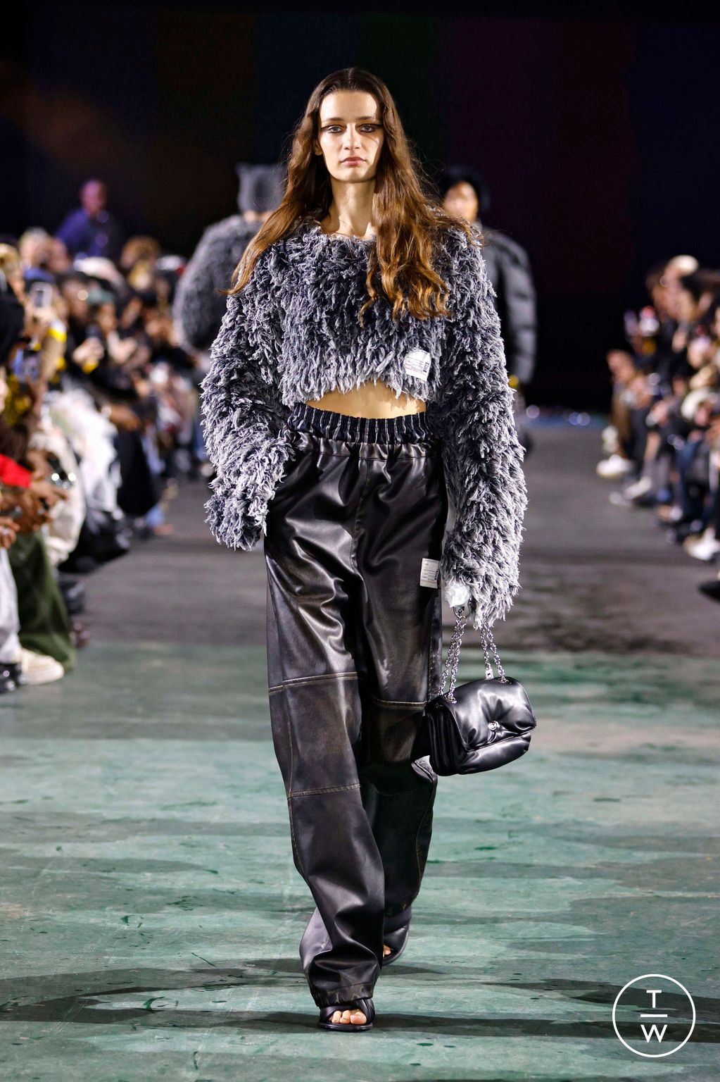 Fashion Week Paris Fall/Winter 2025 look 7 from the Maison Mihara Yasuhiro collection 男装