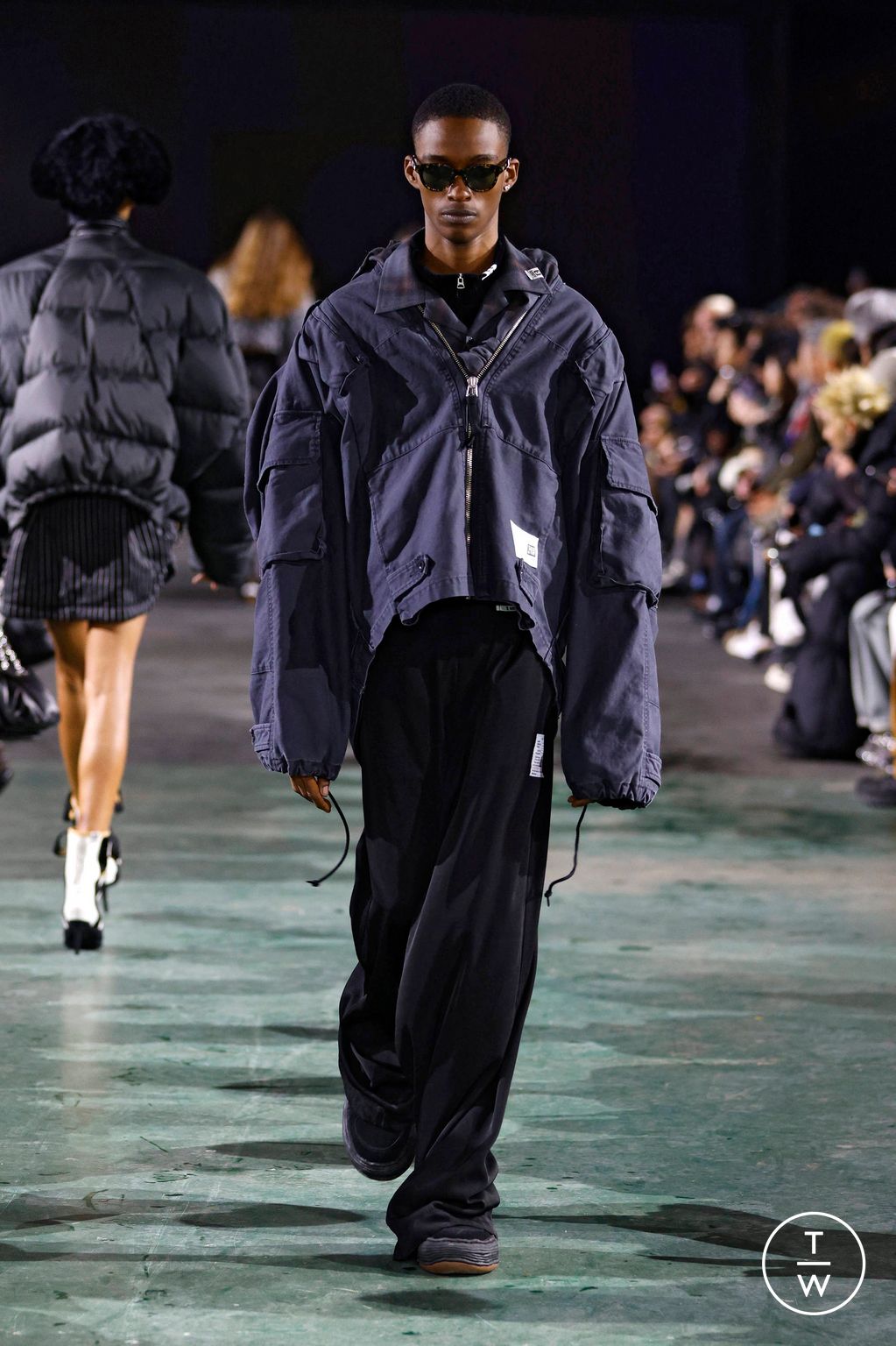 Fashion Week Paris Fall/Winter 2025 look 9 de la collection Maison Mihara Yasuhiro menswear