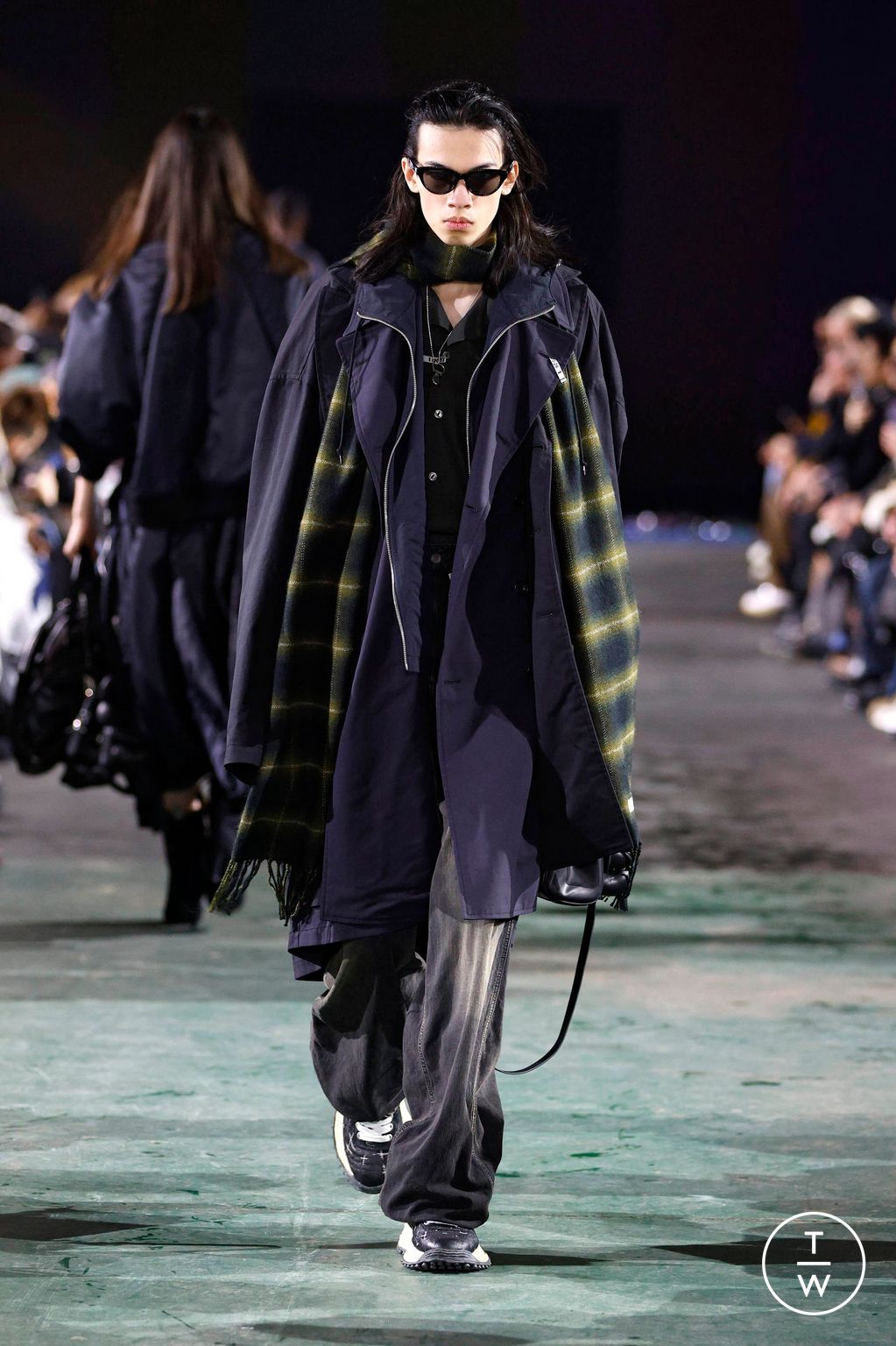 Fashion Week Paris Fall/Winter 2025 look 11 from the Maison Mihara Yasuhiro collection 男装