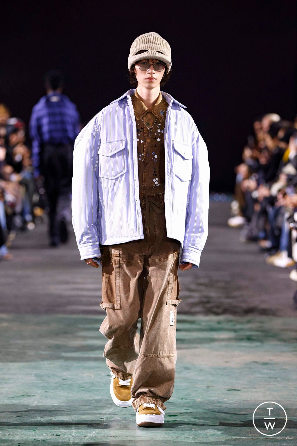 Fashion Week Paris Fall/Winter 2025 look 19 de la collection Maison Mihara Yasuhiro menswear