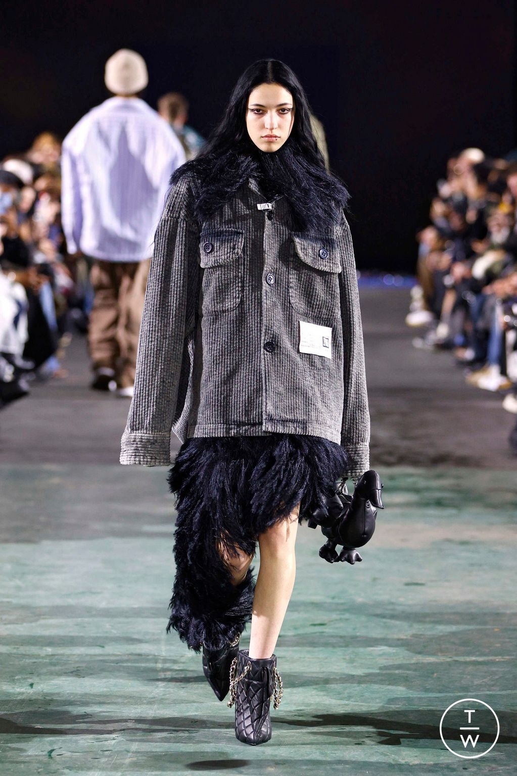 Fashion Week Paris Fall/Winter 2025 look 20 from the Maison Mihara Yasuhiro collection 男装