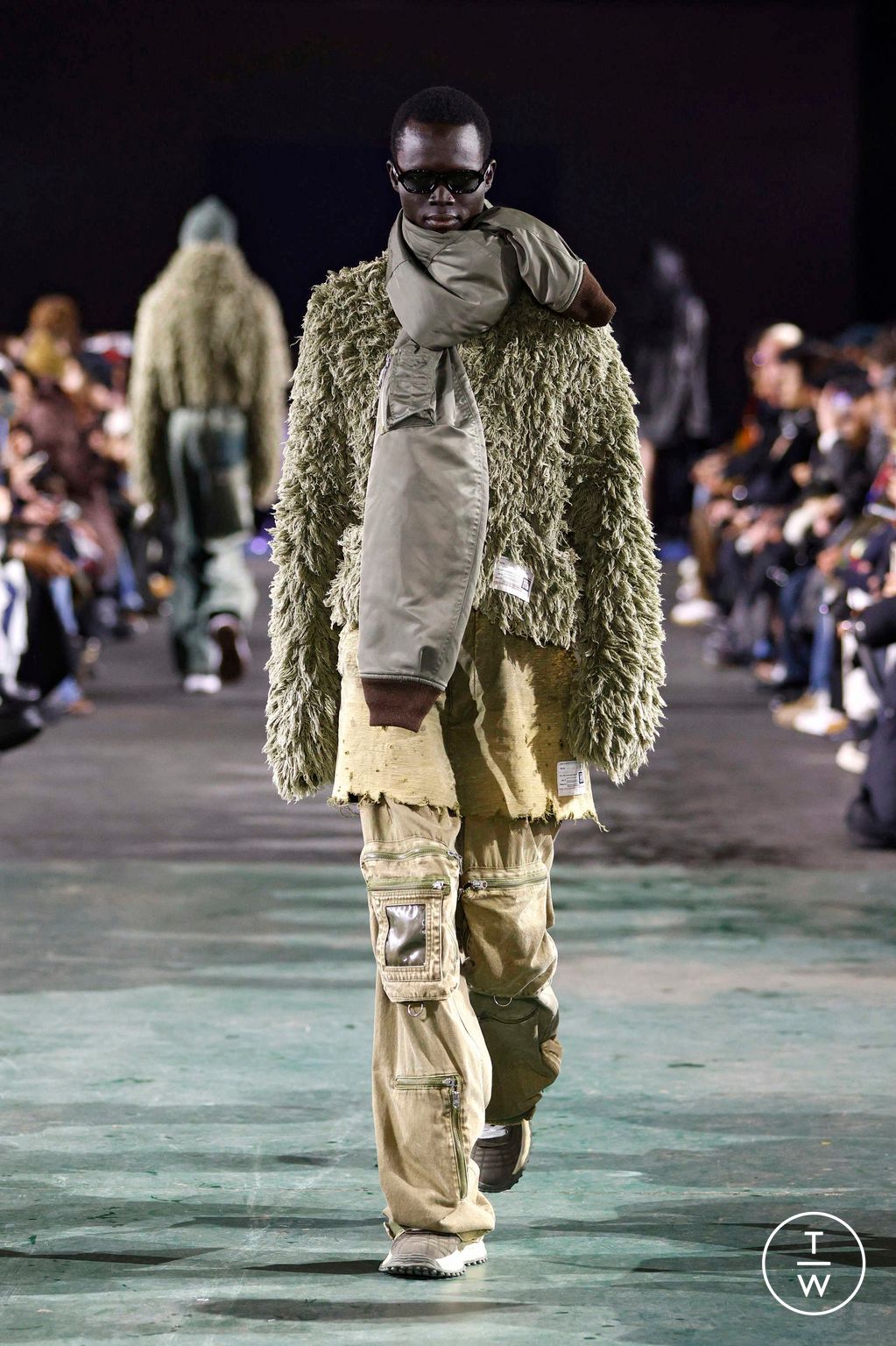 Fashion Week Paris Fall/Winter 2025 look 22 from the Maison Mihara Yasuhiro collection 男装