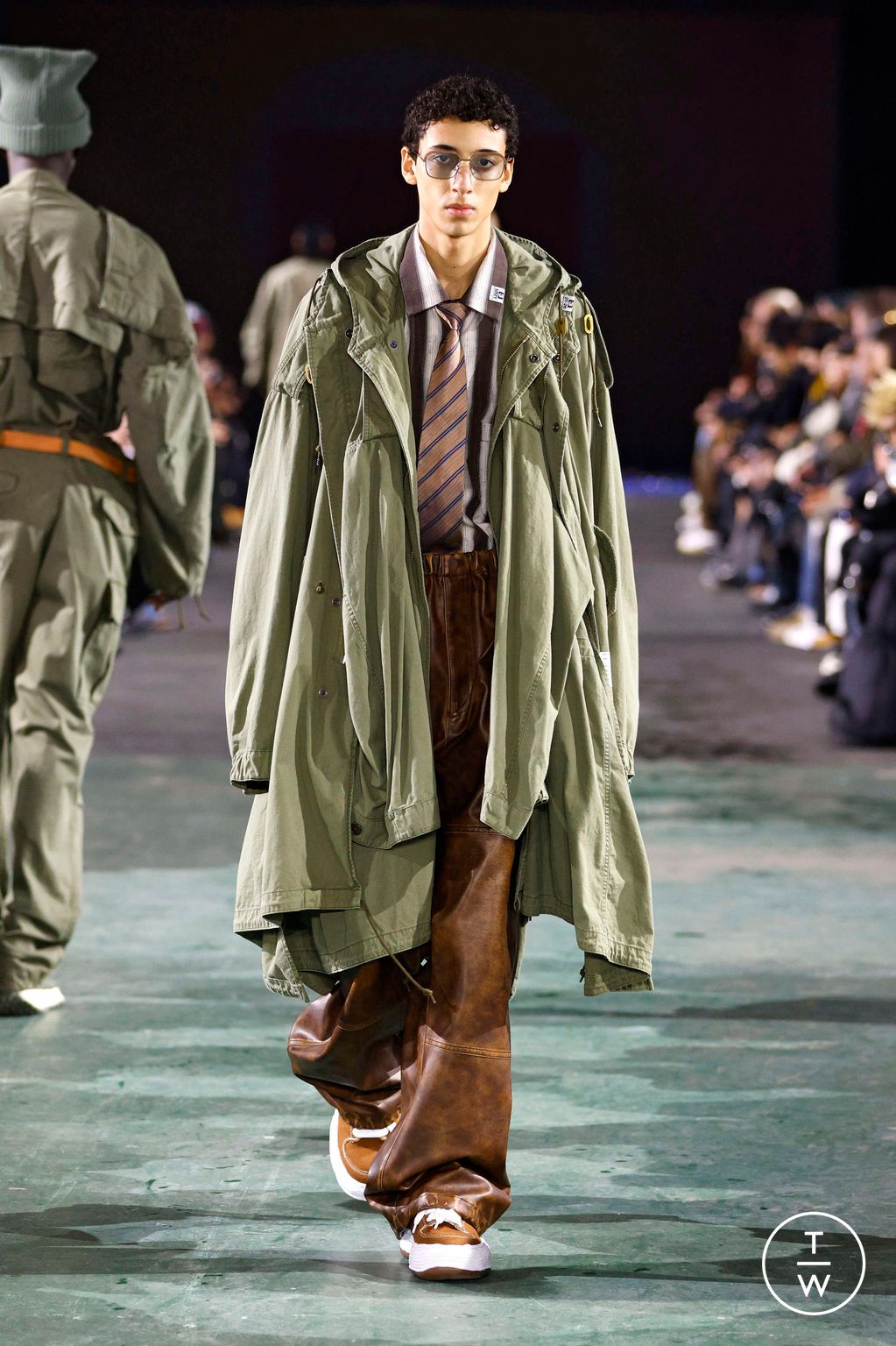 Fashion Week Paris Fall/Winter 2025 look 26 from the Maison Mihara Yasuhiro collection 男装