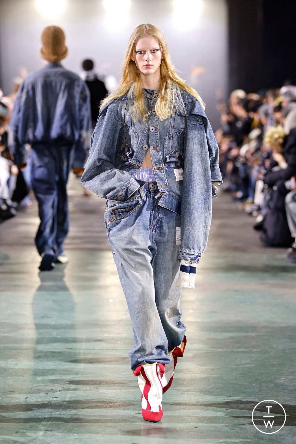 Fashion Week Paris Fall/Winter 2025 look 34 from the Maison Mihara Yasuhiro collection 男装