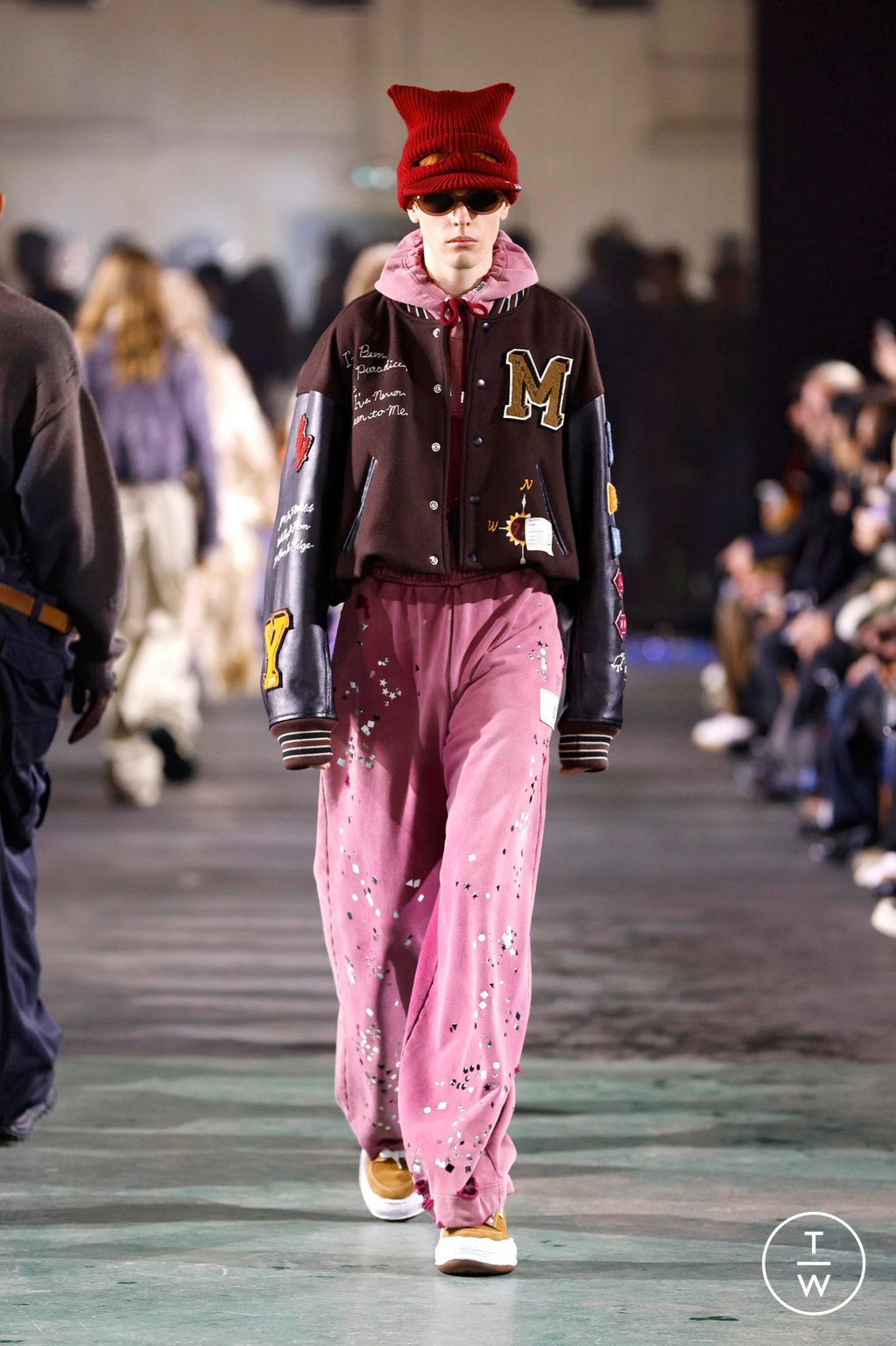 Fashion Week Paris Fall/Winter 2025 look 50 from the Maison Mihara Yasuhiro collection 男装