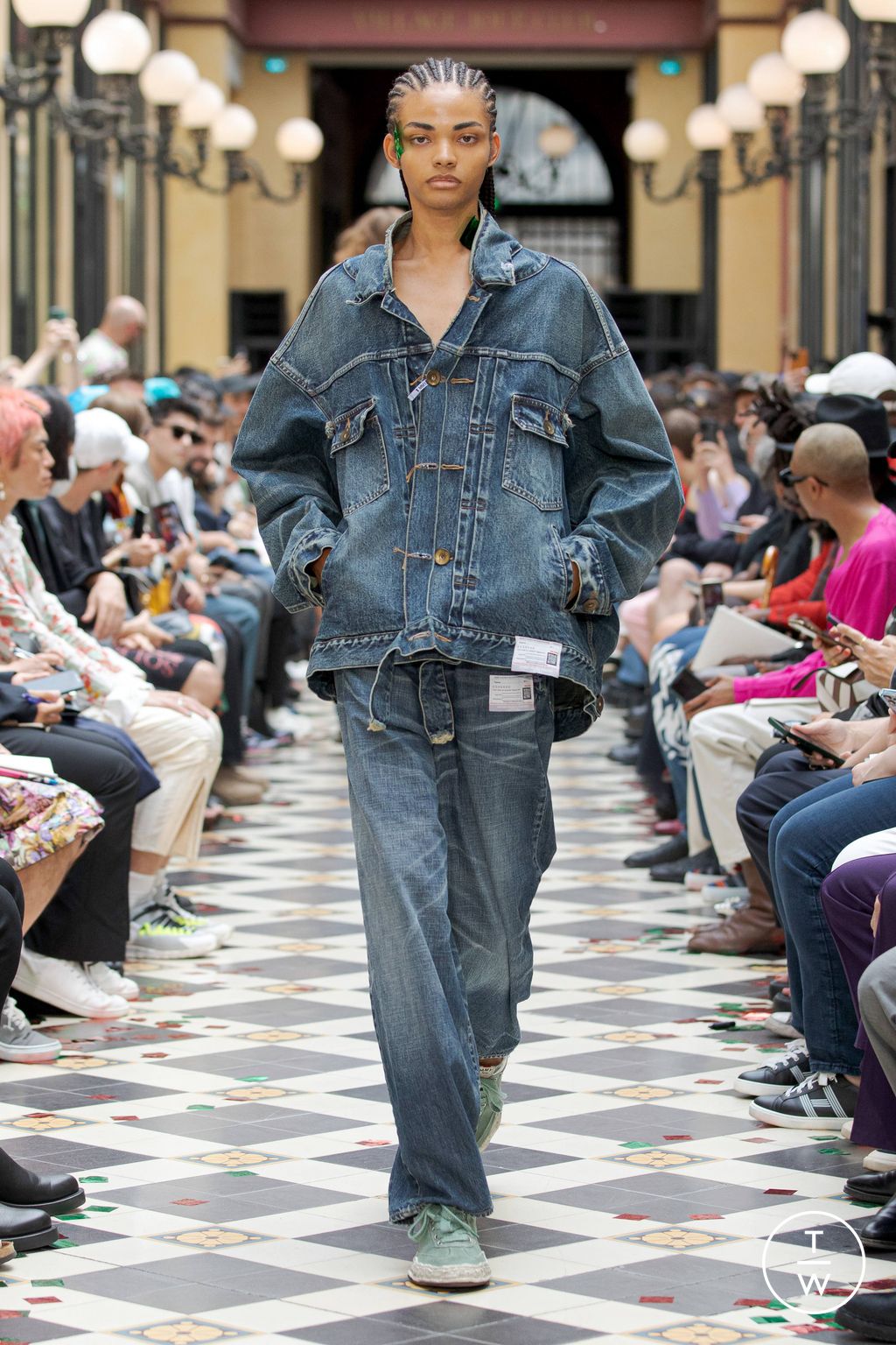 Fashion Week Paris Spring/Summer 2023 look 8 from the Maison Mihara Yasuhiro collection menswear