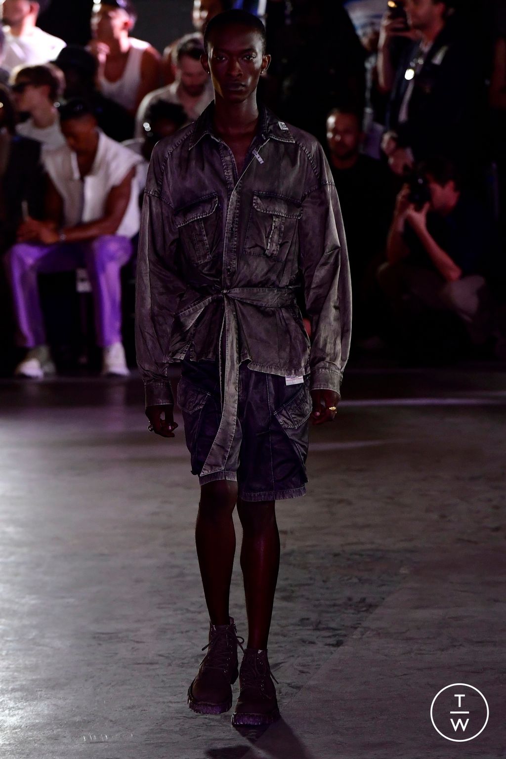 Fashion Week Paris Spring/Summer 2024 look 9 from the Maison Mihara Yasuhiro collection 男装