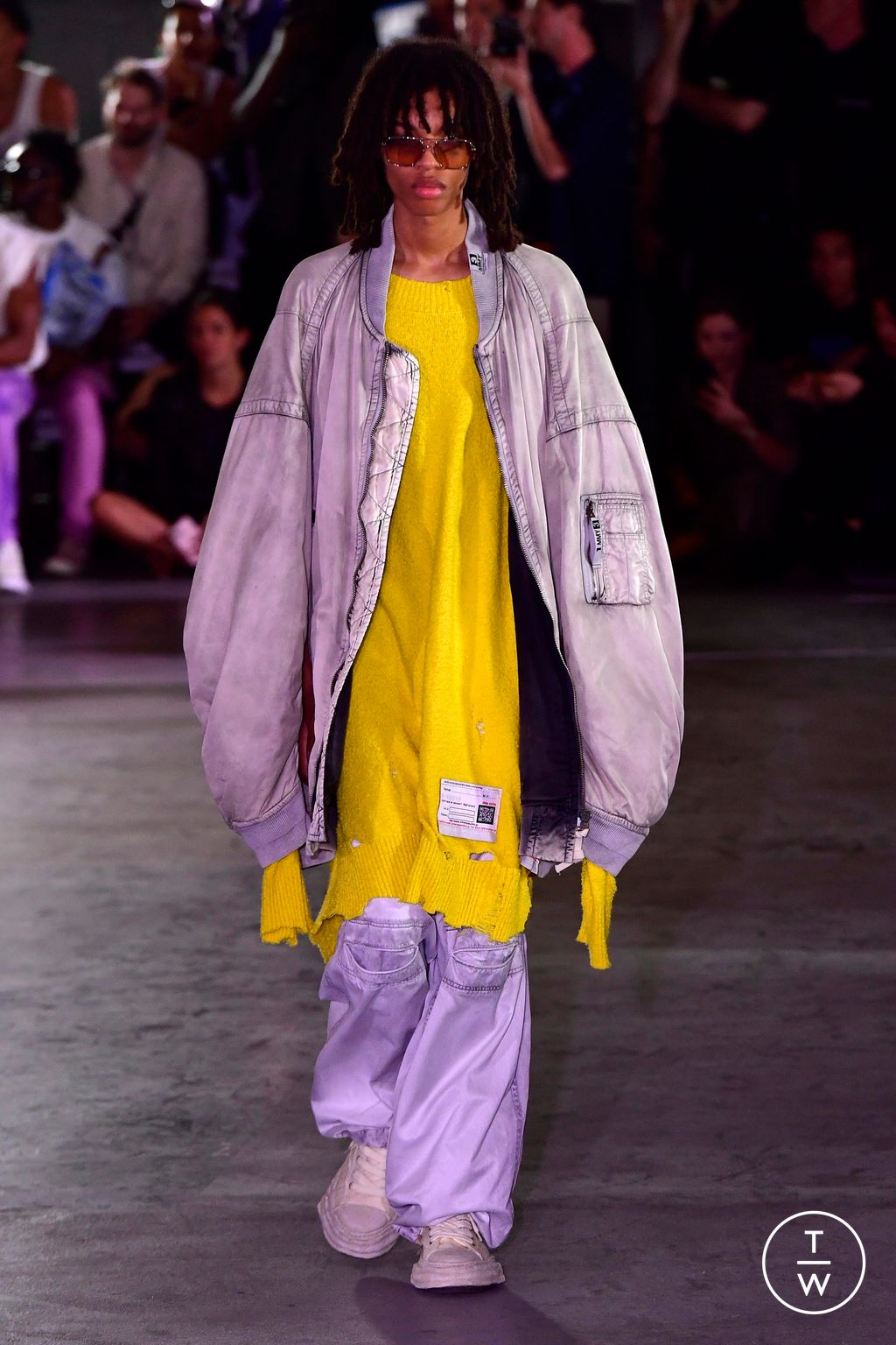 Fashion Week Paris Spring/Summer 2024 look 17 from the Maison Mihara Yasuhiro collection menswear