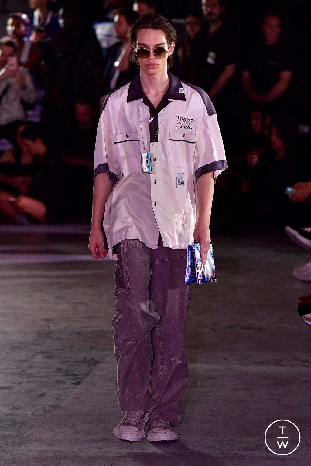 Fashion Week Paris Spring/Summer 2024 look 25 from the Maison Mihara Yasuhiro collection 男装