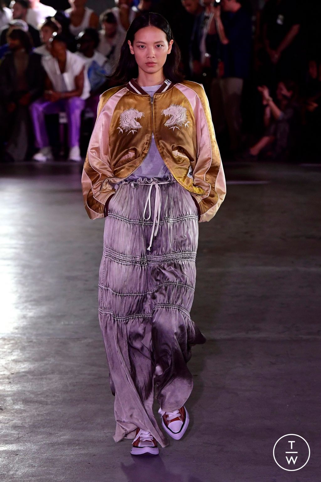 Fashion Week Paris Spring/Summer 2024 look 26 from the Maison Mihara Yasuhiro collection 男装