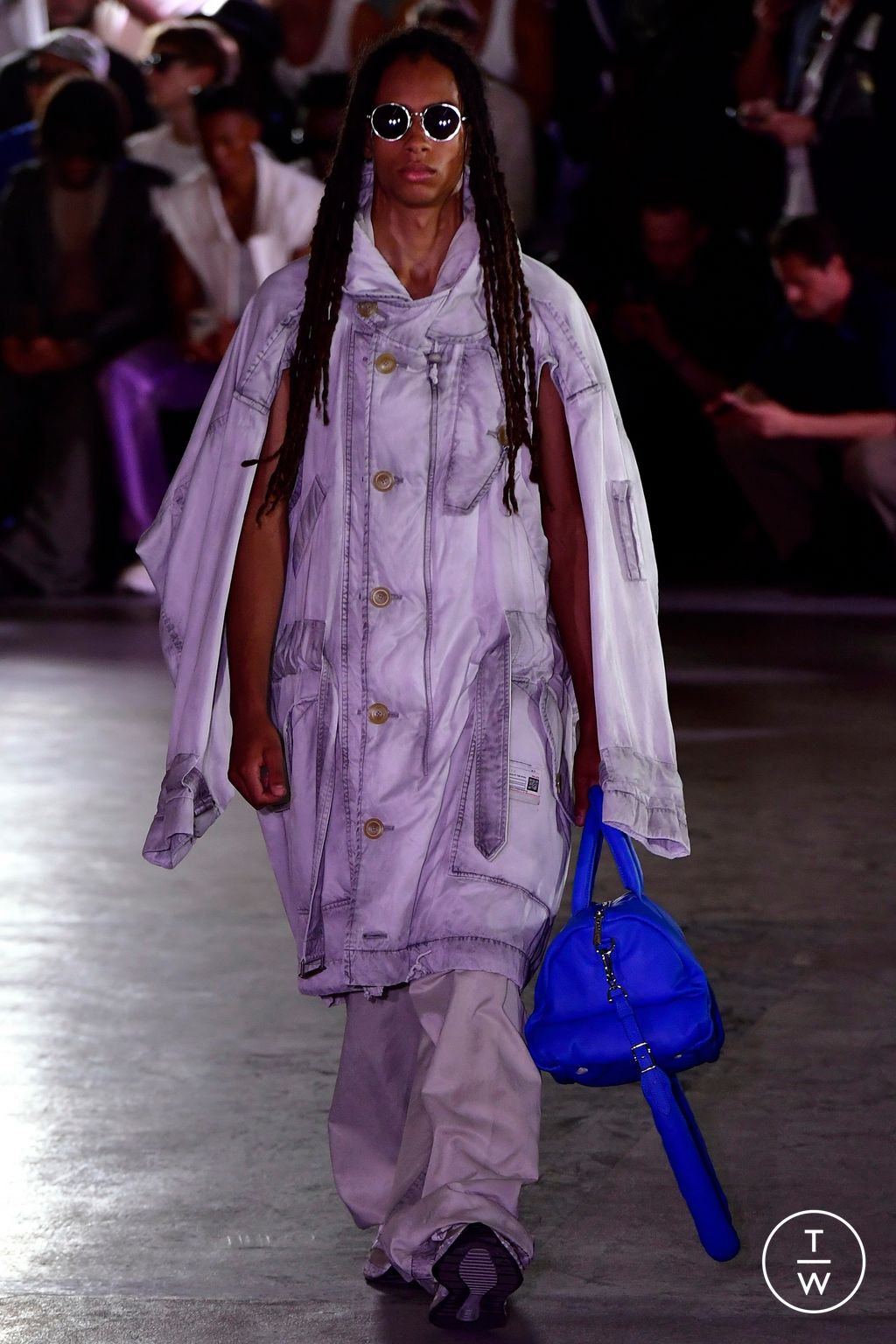 Fashion Week Paris Spring/Summer 2024 look 42 from the Maison Mihara Yasuhiro collection 男装