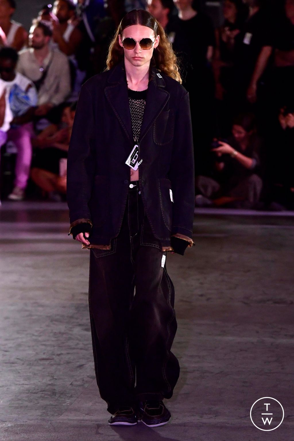 Fashion Week Paris Spring/Summer 2024 look 44 from the Maison Mihara Yasuhiro collection 男装