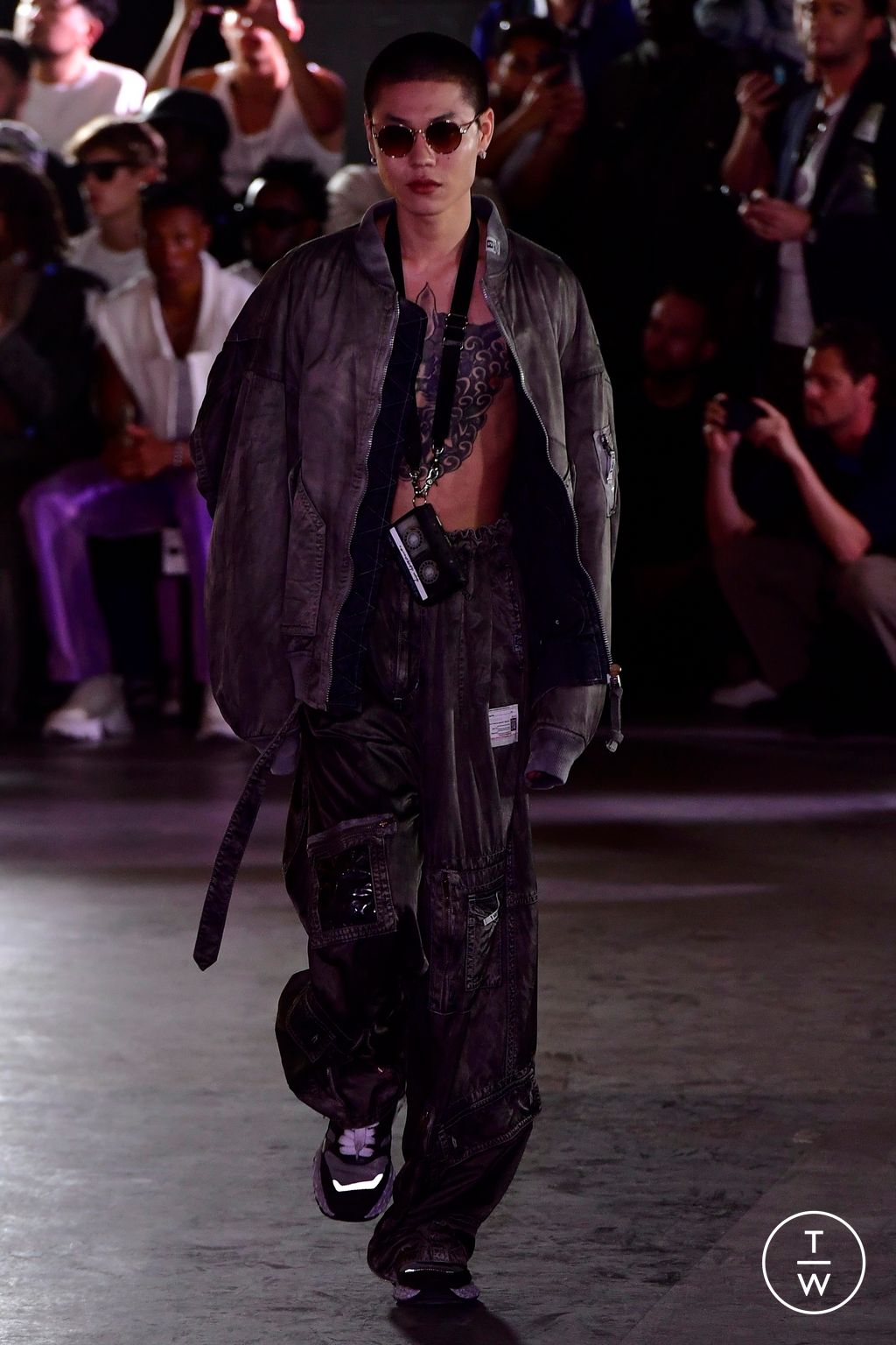 Fashion Week Paris Spring/Summer 2024 look 46 from the Maison Mihara Yasuhiro collection 男装
