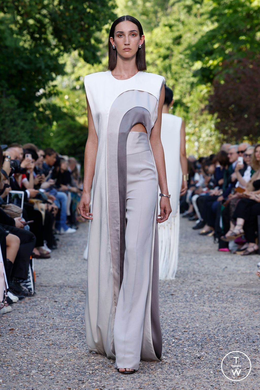 Fashion Week Paris Fall/Winter 2023 look 9 from the Maison Sara Chraibi collection couture