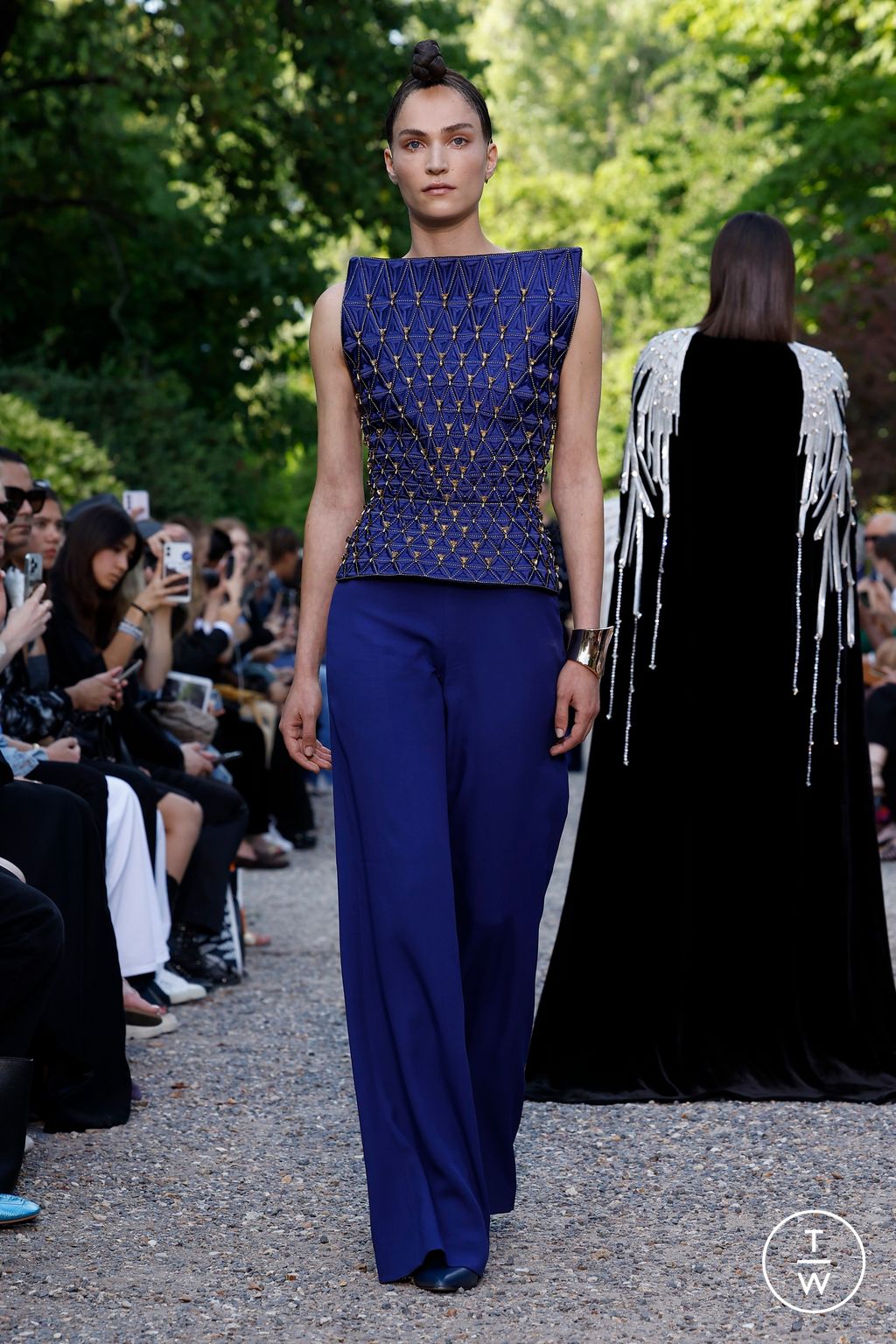 Fashion Week Paris Fall/Winter 2023 look 13 from the Maison Sara Chraibi collection couture