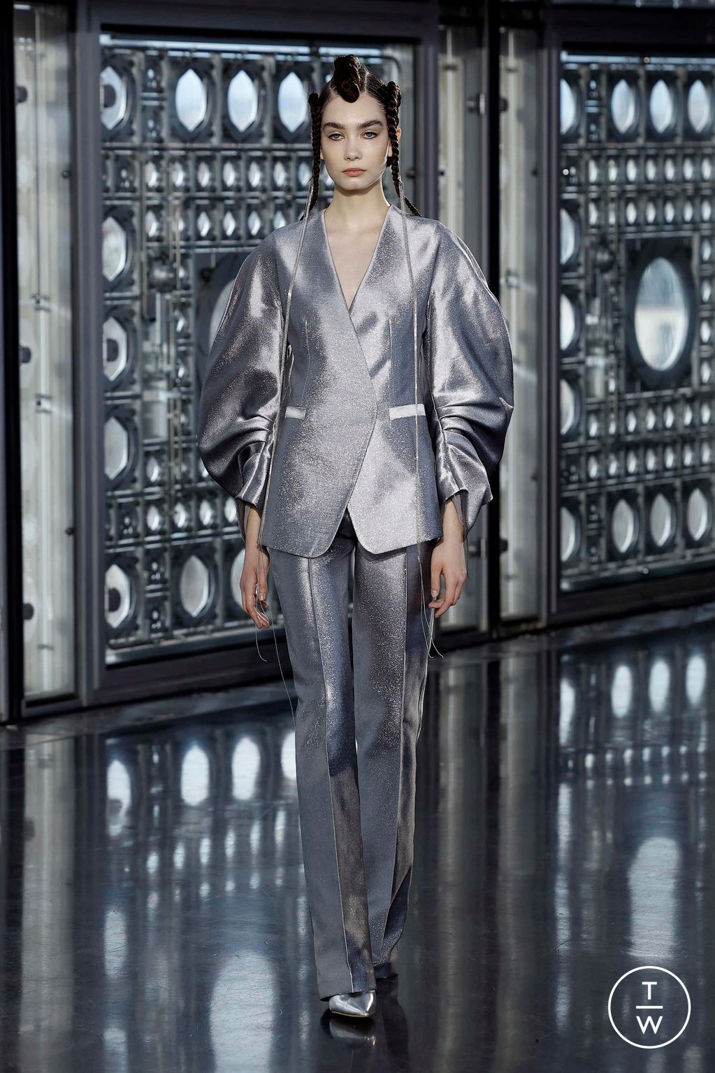 Fashion Week Paris Spring/Summer 2025 look 6 from the Maison Sara Chraibi collection couture